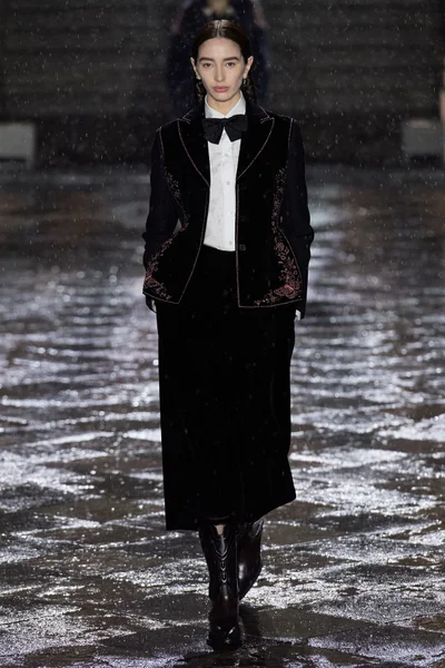 Look 6